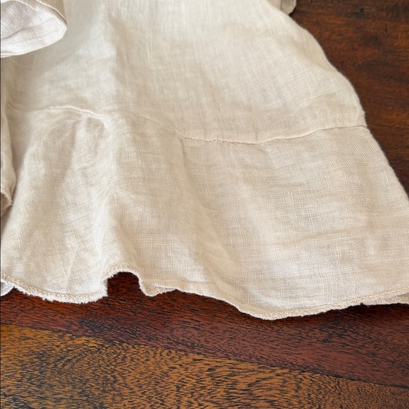 Linen Tie-Front Blouse - Picture 3 of 5